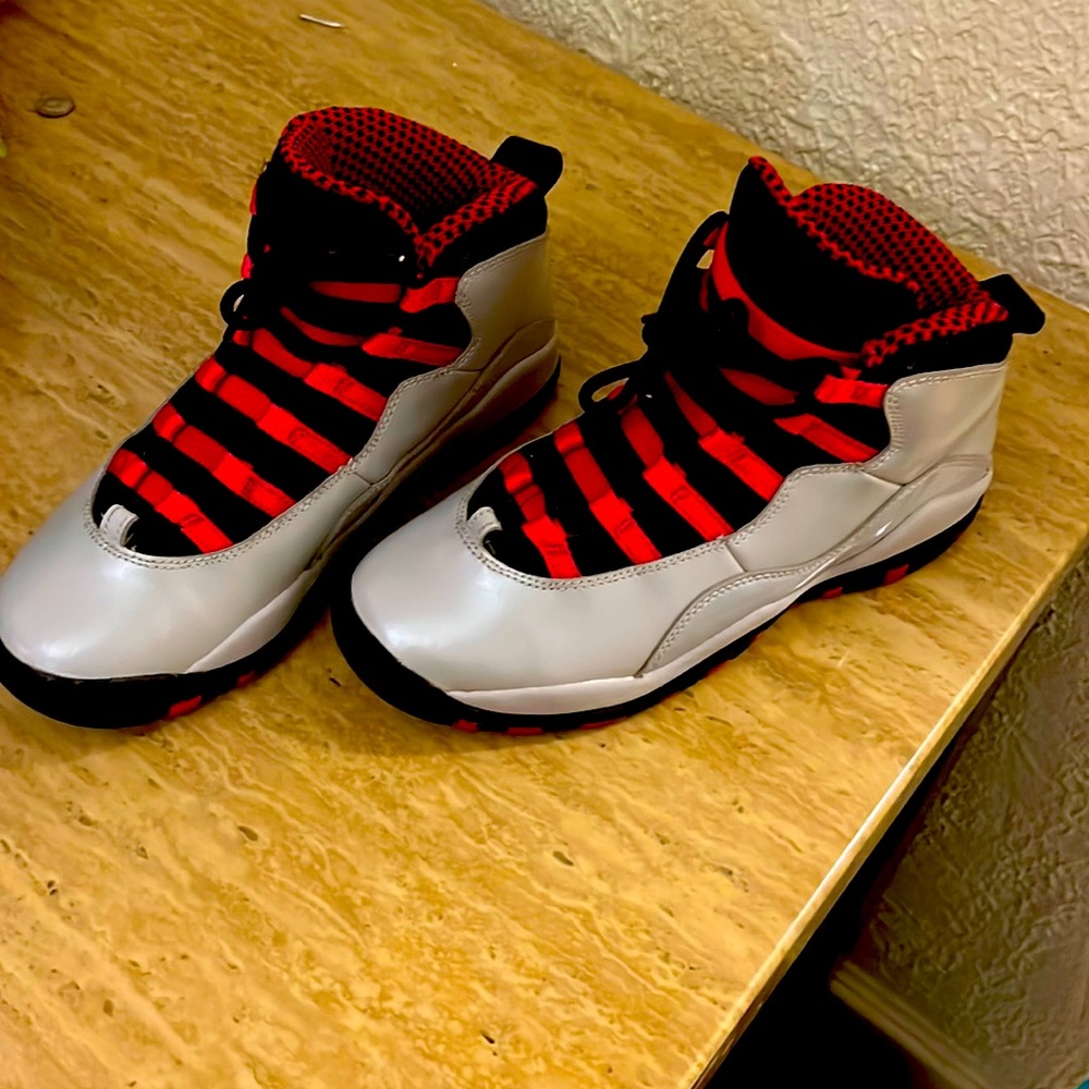 Jordan retro 10 legion red